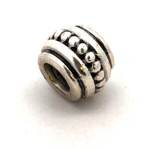 Retired PANDORA ALE 925 silver
Sterling Silver Hopi Bead
Charm